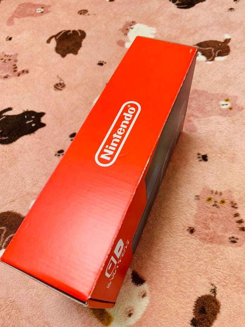 NINTENDO SWITCH 箱有　使用少ない
