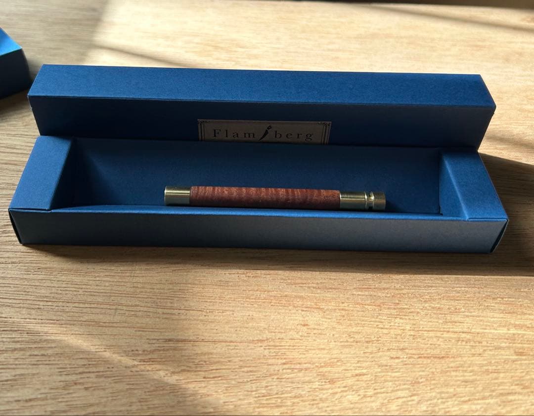 Flamberg シャープペンシル 芯ケース　ツイスト消しゴム