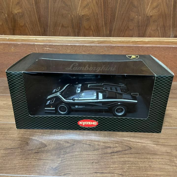 激レア絶版未展示品　京商 1/18 ランボルギーニ カウンタック LP500 R
