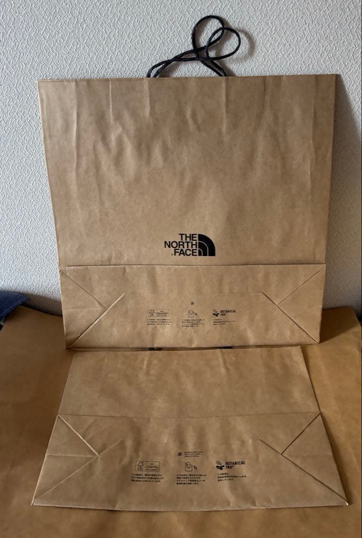 ノースフェイス　紙袋　ショッパー 新品未使用　80袋　プラスオマケ付き
