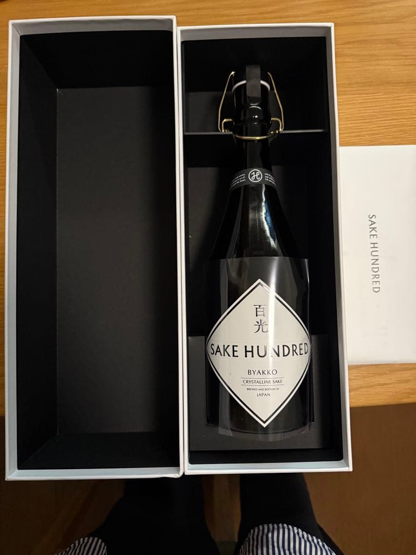 SAKE HUNDRED BYAKKO 720ml ギフトボックス入り