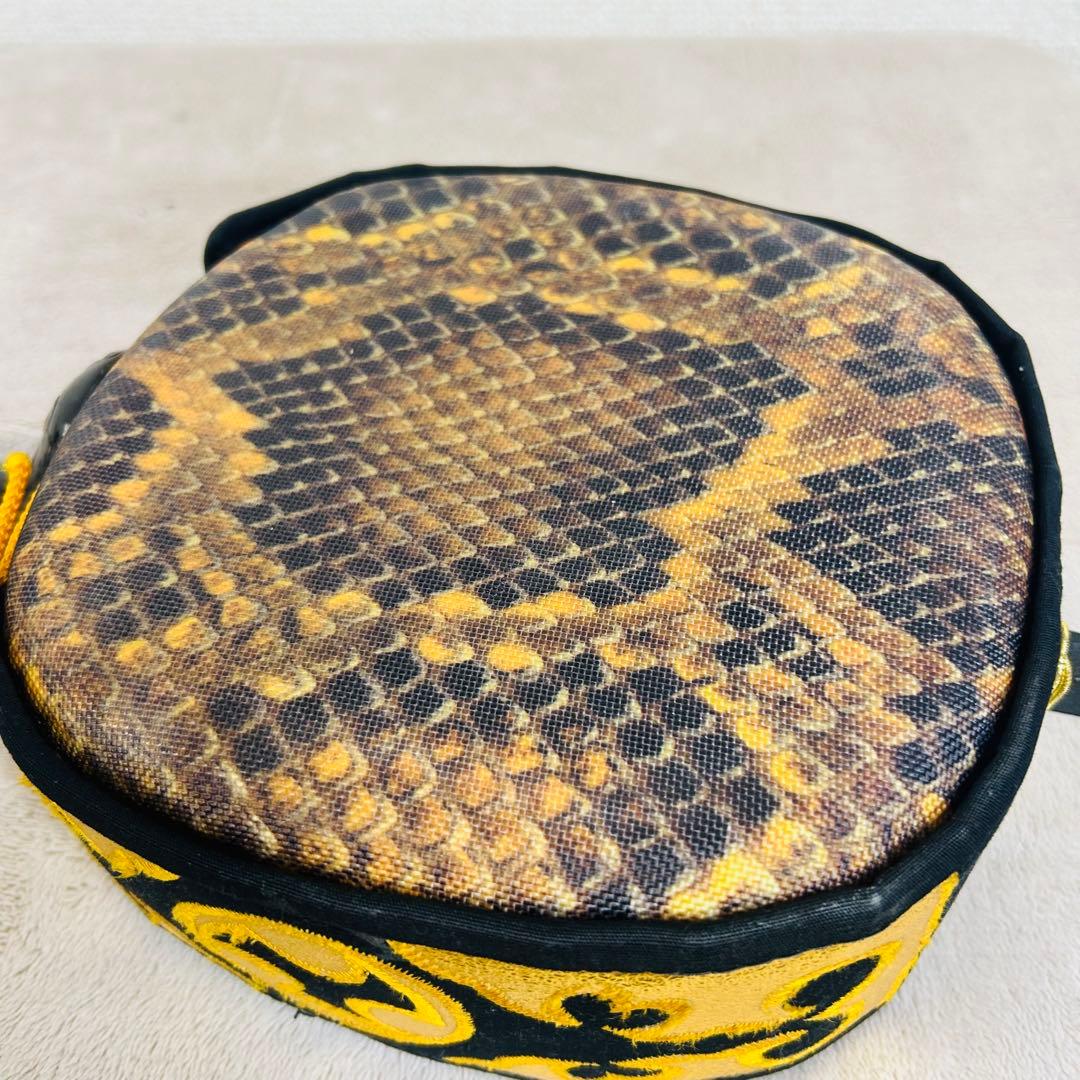 沖縄三線 三味線 人工革 合皮 ヘビ柄　ハードケース付 またよし　弦楽器