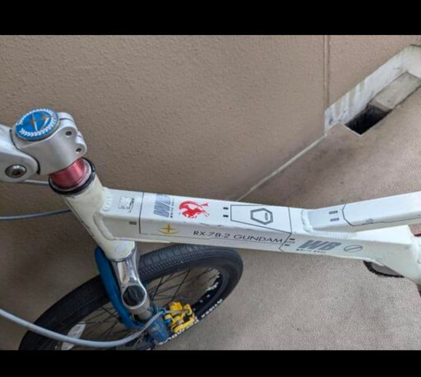 RX-78-2 ガンダム風小径自転車