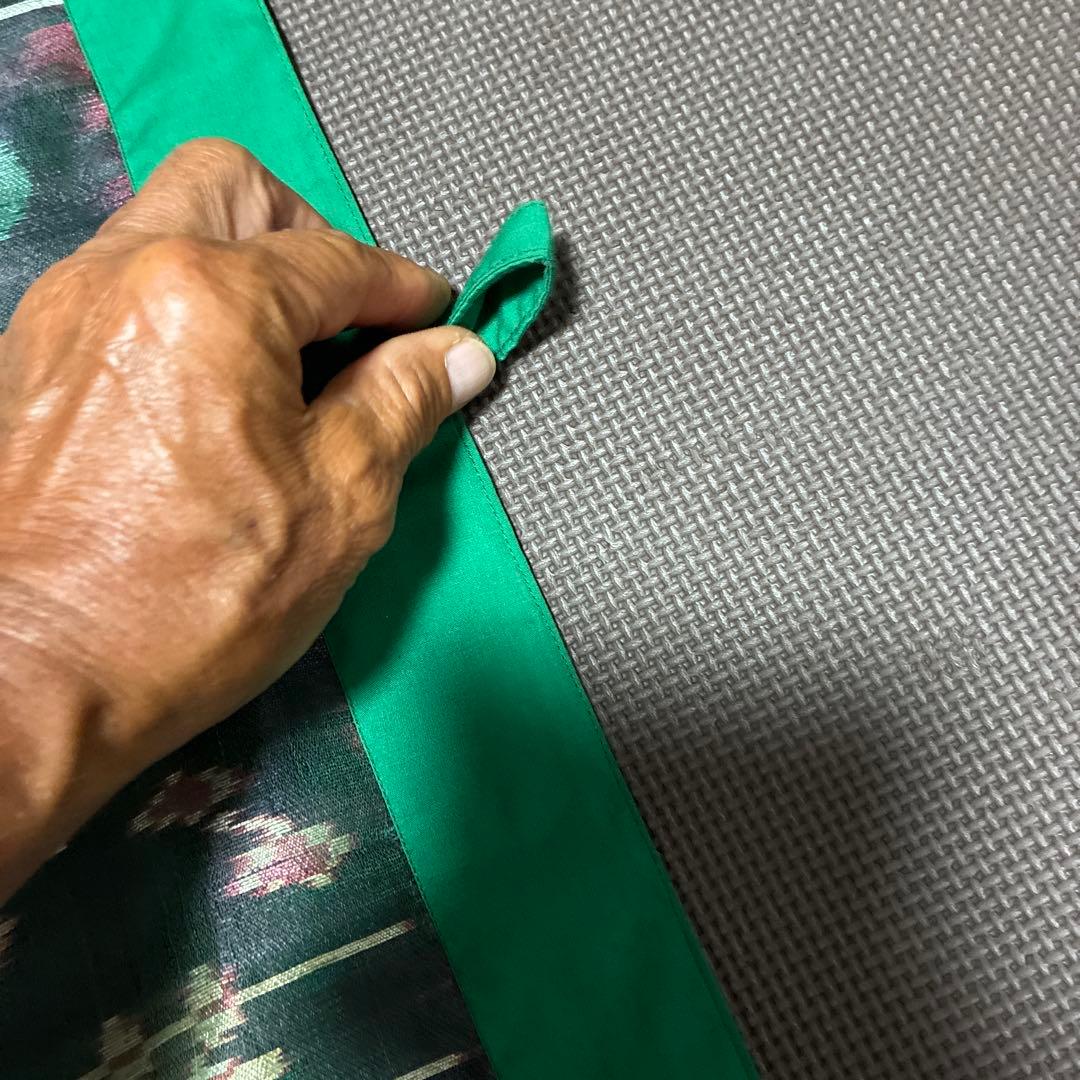 インドネシア領のイカット、織物タペストリー、装飾壁掛け大型約130x98