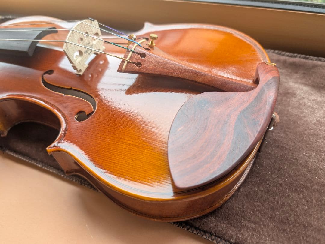 【ほぼ新品・使用30分のみ】工房製4/4バイオリン ケース、弓2本など付属品多数