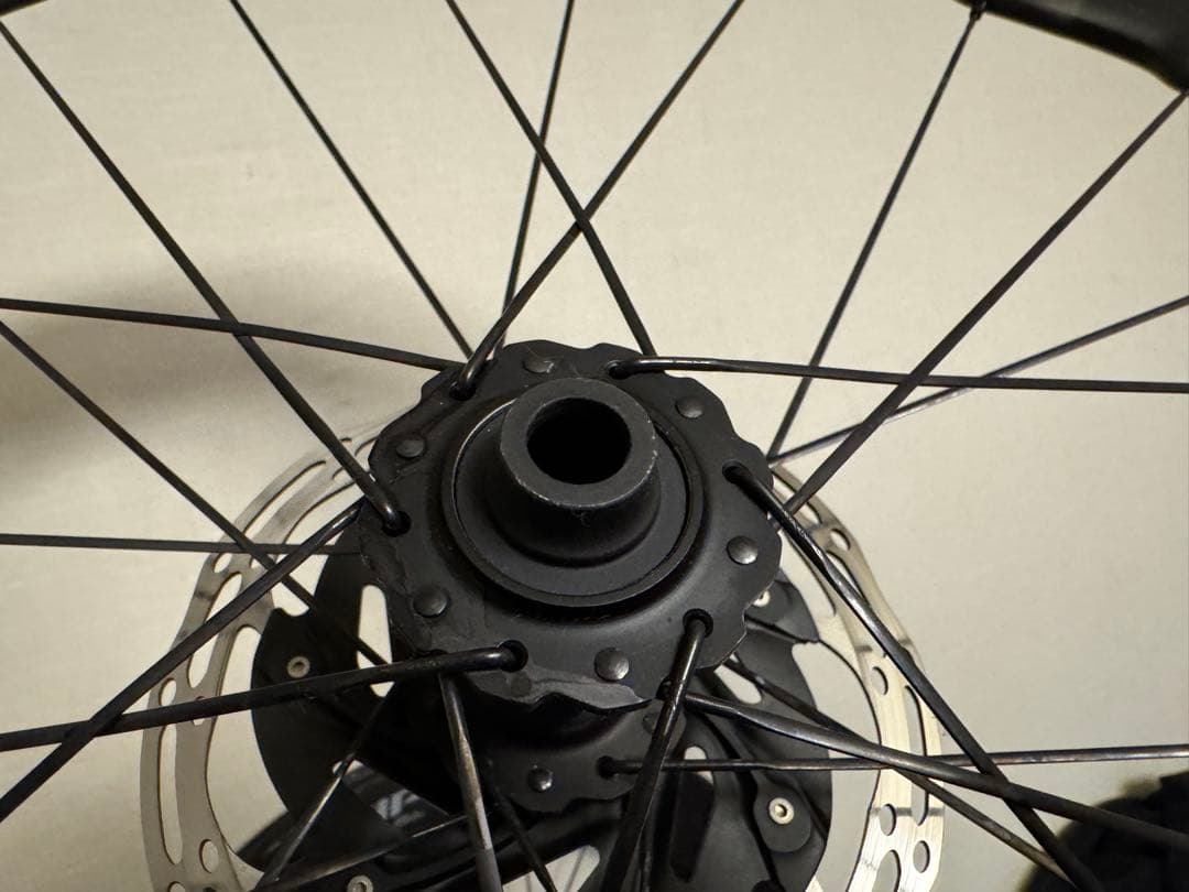 ZIPP 858 NSW DISC チューブレス