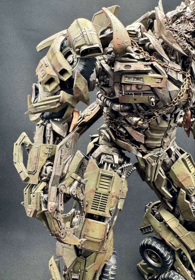 leaf studio メガトロンキット完成品　DOTMメガトロン