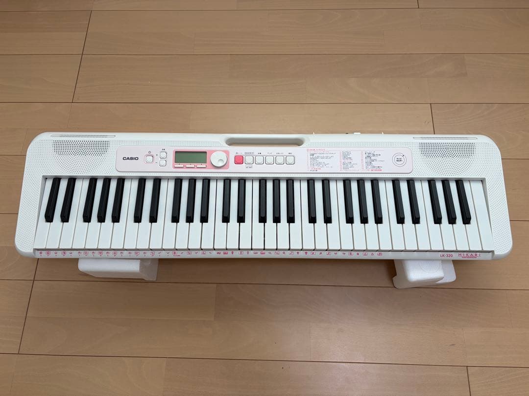 カシオトーン　Casiotone LK-320