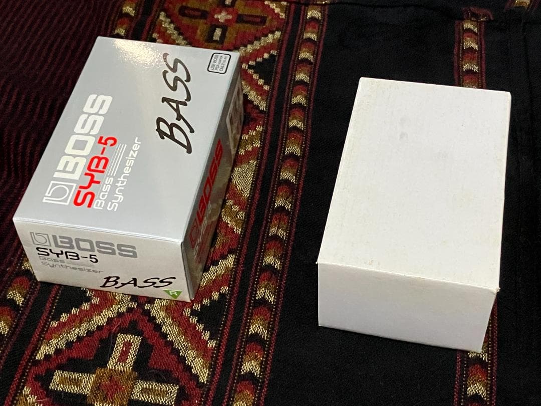 BOSS SYB-5 ベースシンセサイザー