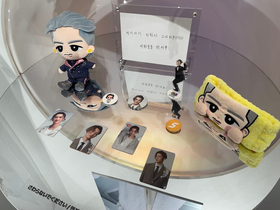  Man 1stPOP-UP 缶バッチ フォトカードA・Bコンプセット