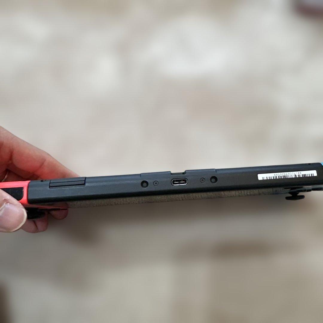 Nintendo Switch青/赤バッテリー強化版（HAC-001(-01)