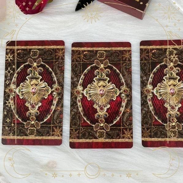 【正規品タロットカード】前作完売品✨美麗レア色✨豪華な真紅×ゴールドのデッキ