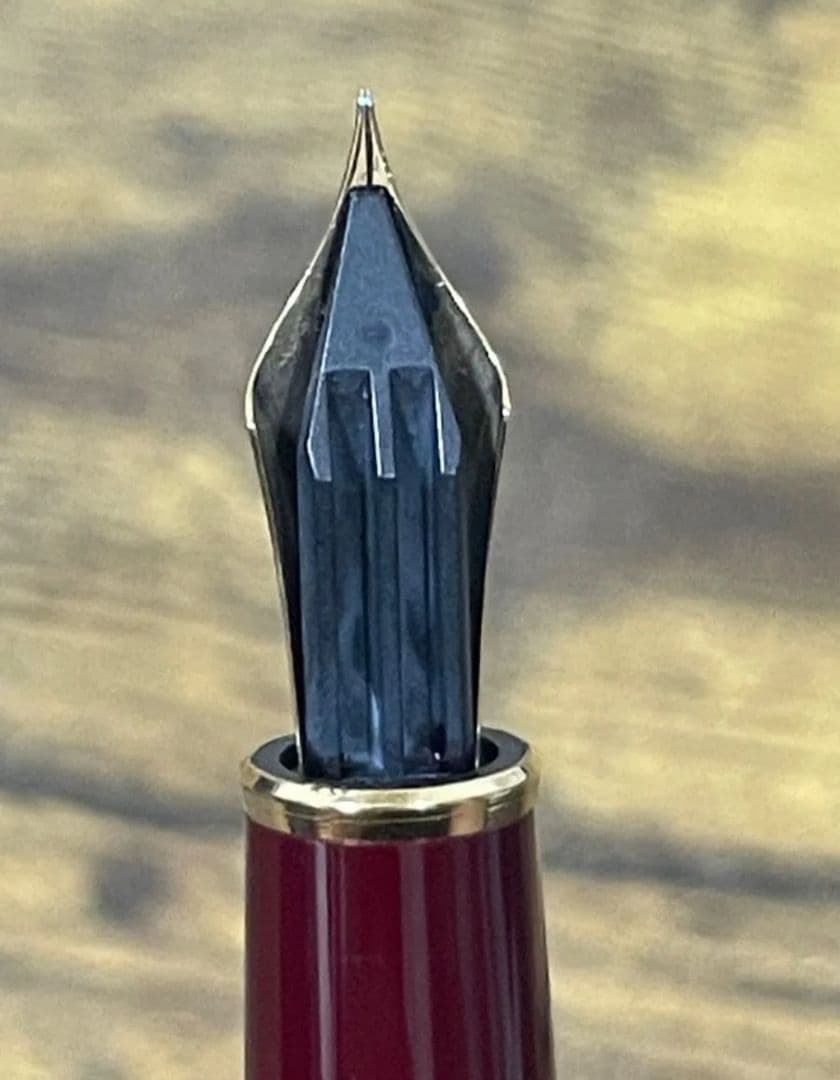 【美品・未使用に近い】モンブラン 144 ボルドー montblanc 万年筆