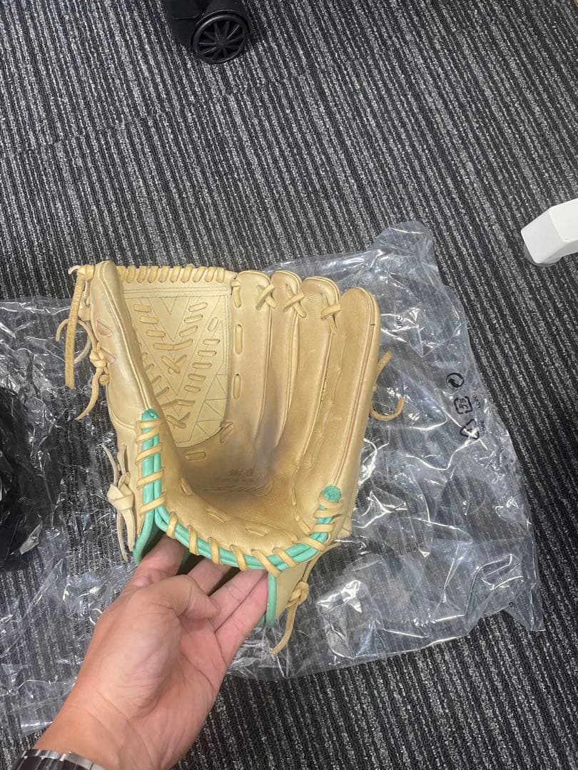 ナイキ 硬式野球グローブ アメリカ限定日本製投手用　220個限定グローブ