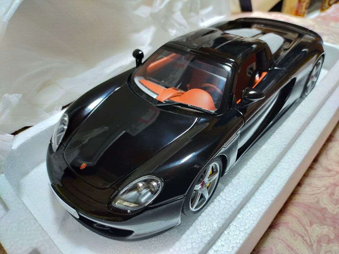 Autoart 1/18 Porsche carrera GT中古