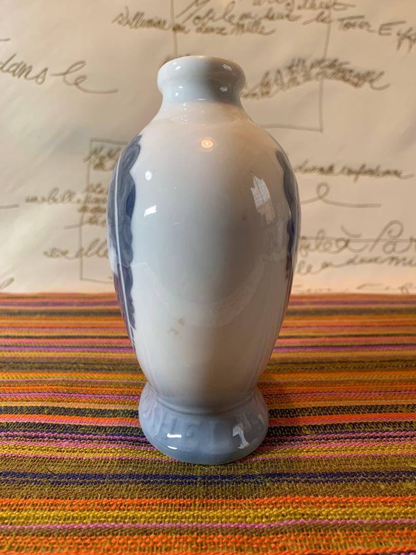 ロイヤルコペンハーゲン　1922年アンティークの建物と風景が素敵な花瓶！