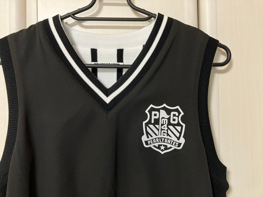 【美品】PEARLY GATES ベスト ブラック/ホワイト