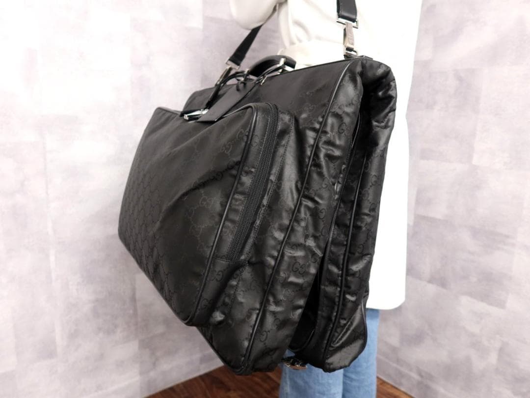 超美品:GUCCI:GGナイロン:カーフ レザー:本革 ガーメントケース