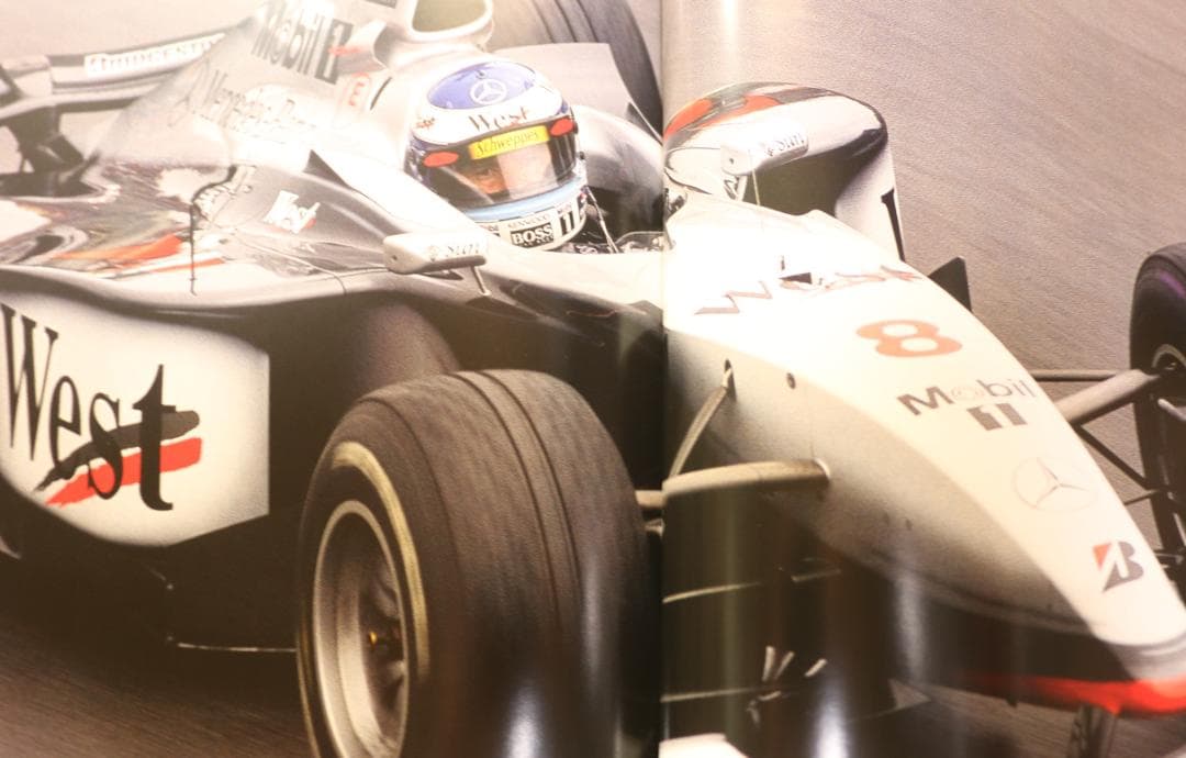 超希少　洋書　マクラーレン　フォミュラー１英・仏語版（翻訳版ではありません）