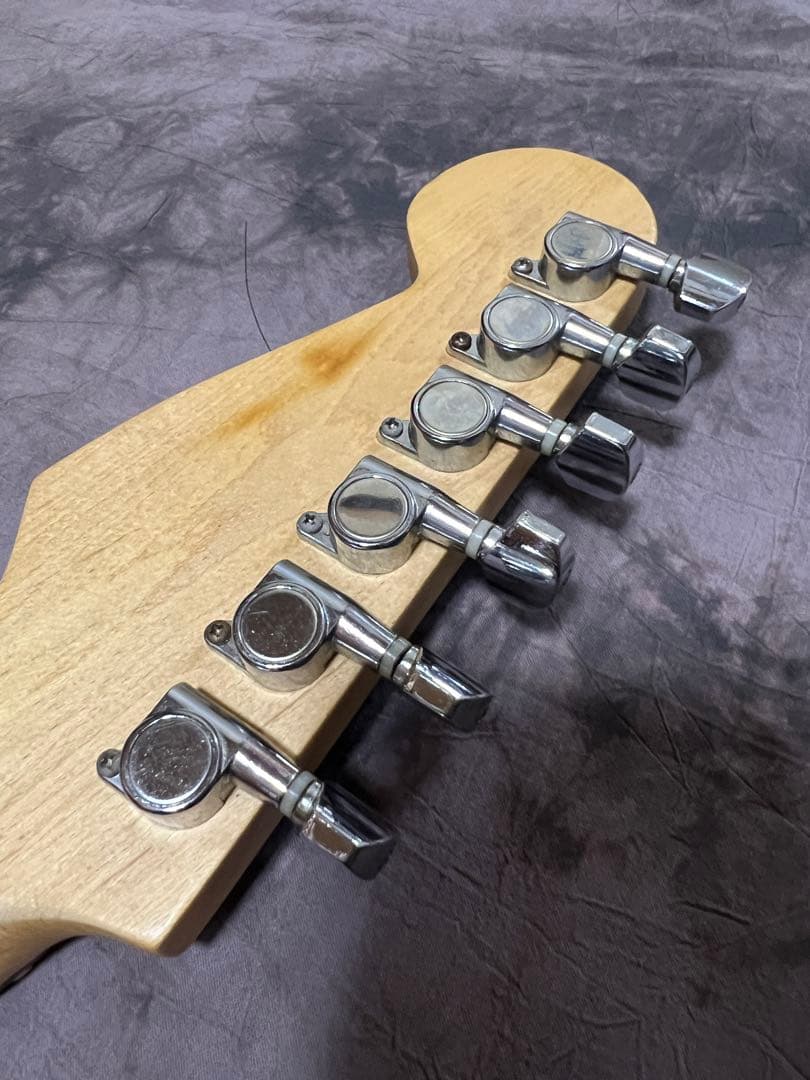 ストラトキャスター ハードレリック加工