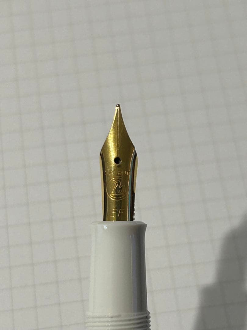 限定品　ペリカン万年筆　M200ゴールドマーブル　極細字(EF)