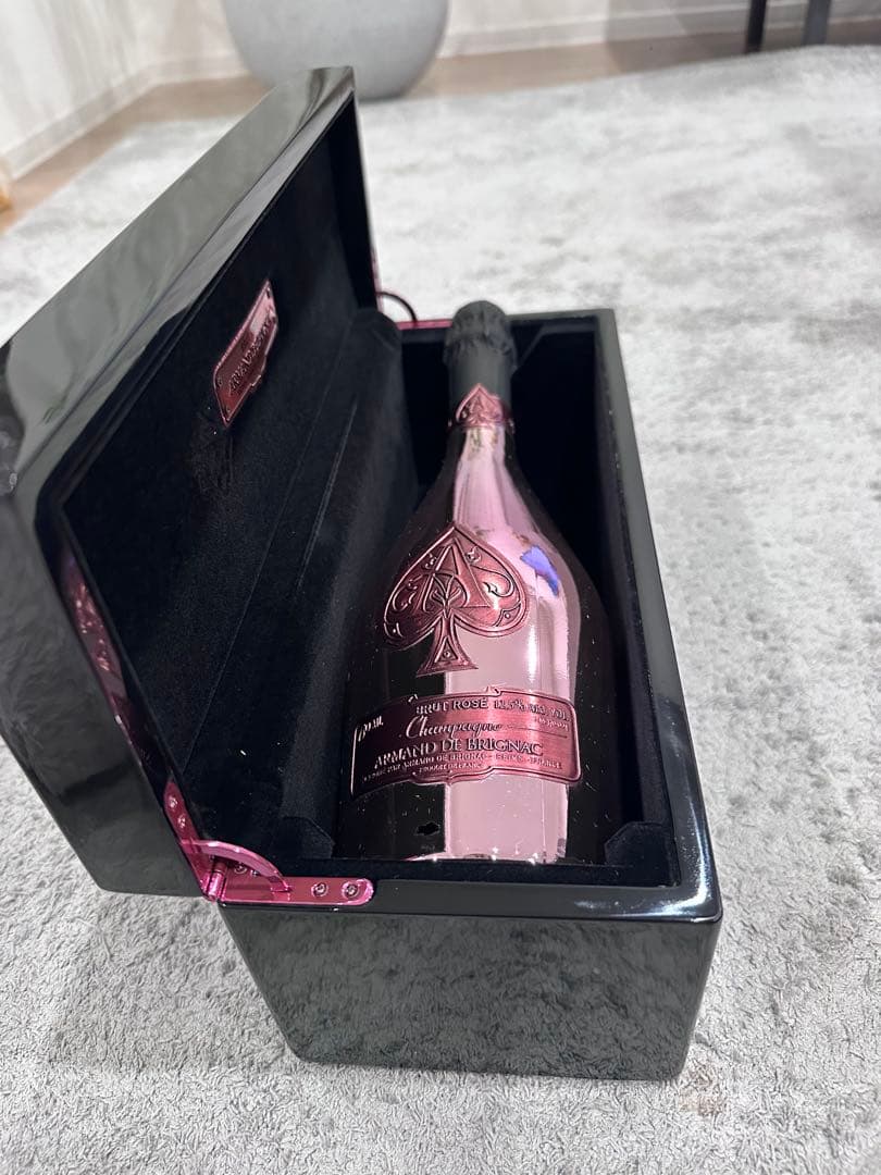 アルマンドロゼ シャンパン箱付き未開栓正規品 Armand de Brignac