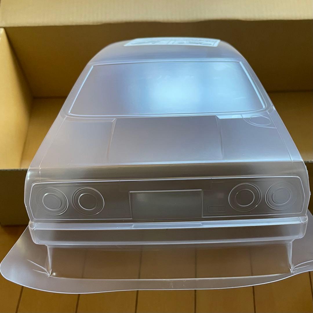 ニッサン•スカイラインHT2000GT（C210)ワークスオーバーフェンダー