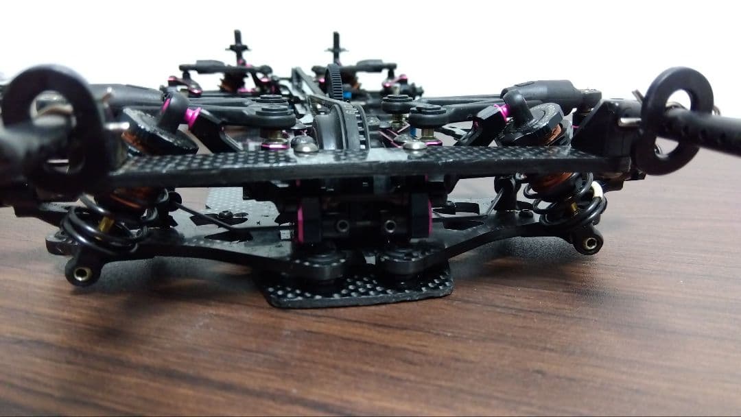 3Racing CERO ULTRA セロウルトラ　シャーシ