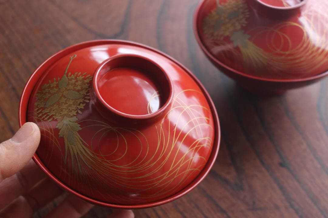 小傷有！時代朱漆に優美な薬玉蒔絵の映えるお椀2点（検輪島塗吸い物椀蒔絵椀