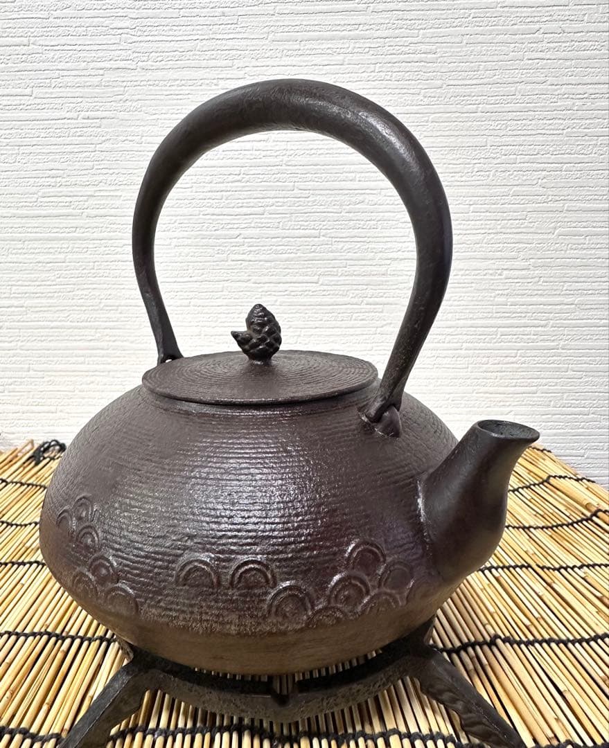 未使用品、供箱付　岩手県奥州水沢幸工芸　現代の名工 佐藤勝久造　丸平型糸目波文