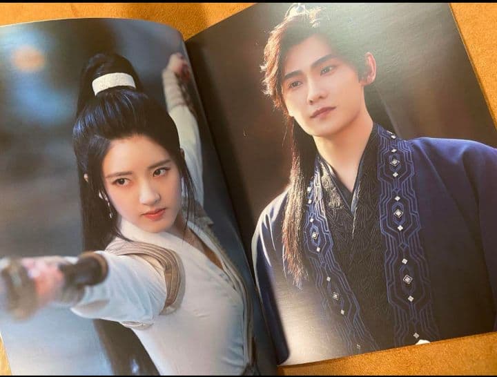 且試天下　楊洋ヤンヤン　趙露思チャオルースー写真集A4サイズ64p