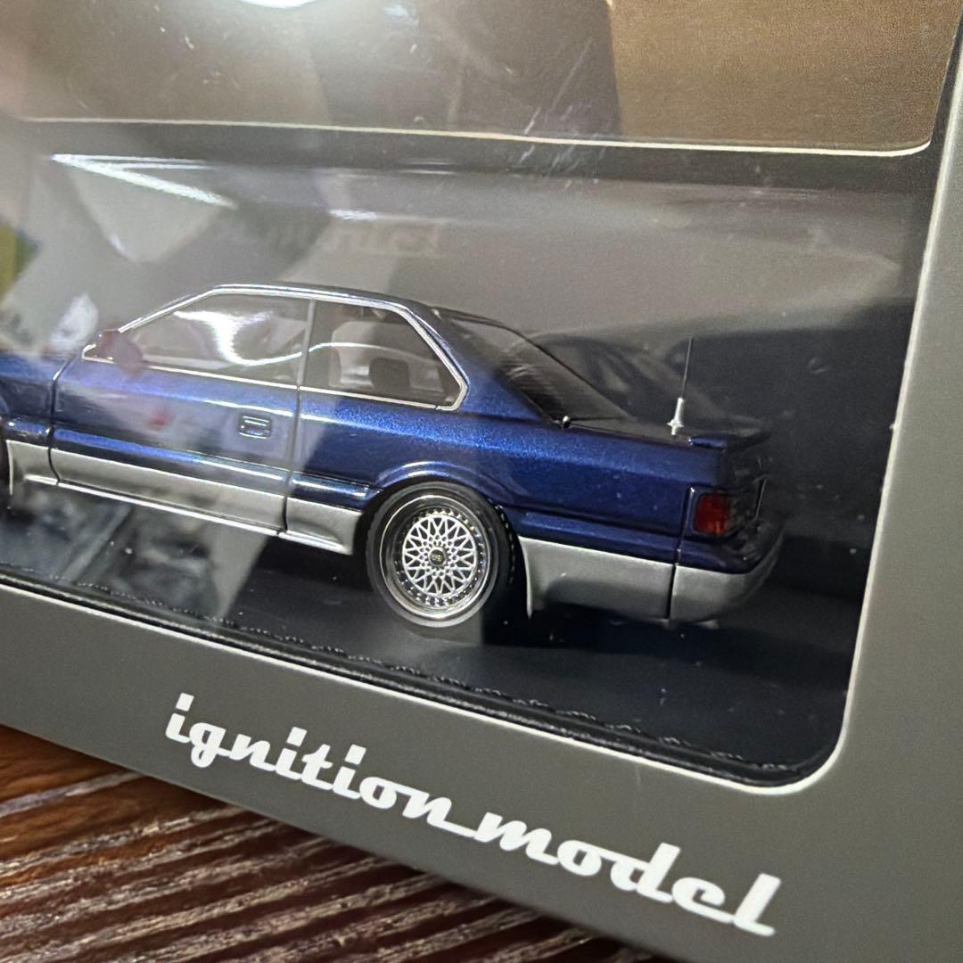 希少！　LEOPARD F31 ミニカー ignition.model