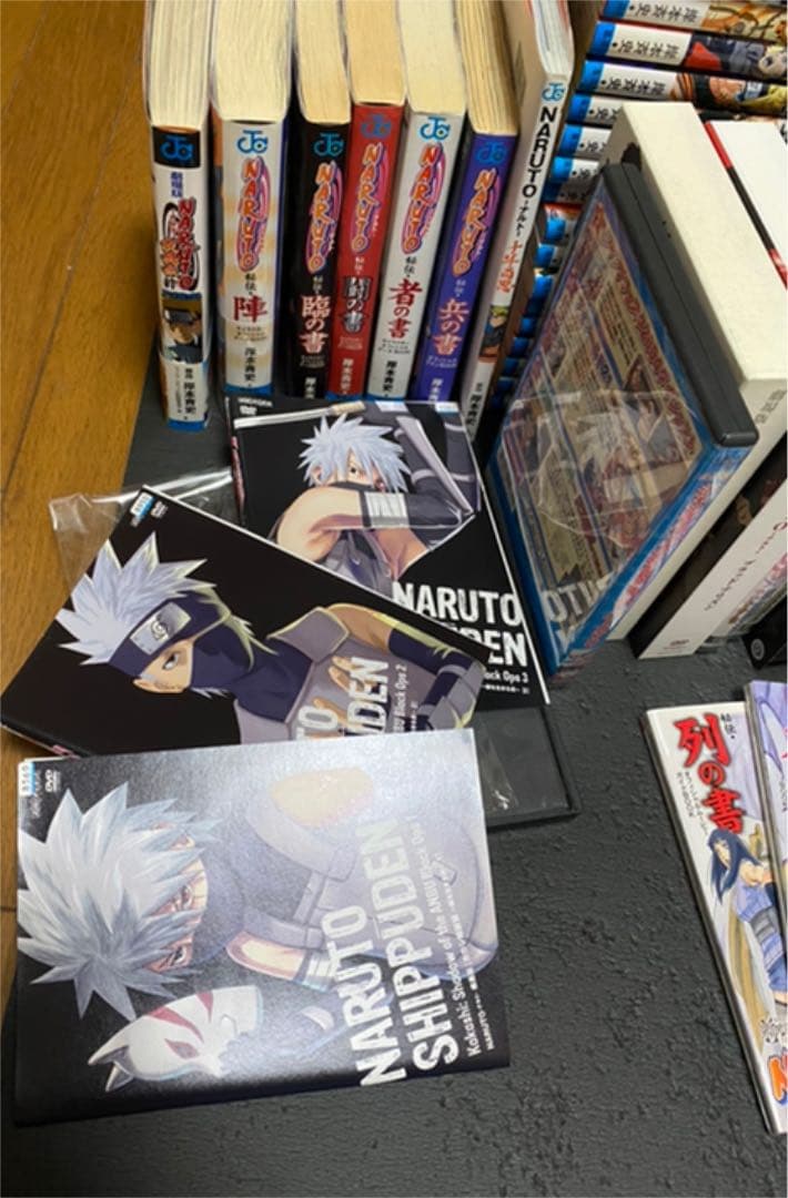 ナルト全巻　＋　関連小説・DVD