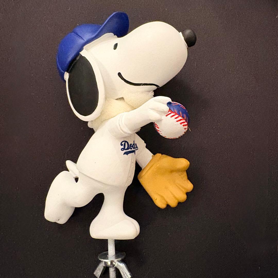 2025 DODGERS SNOOPY bobblehead 限定 ボブルヘッド