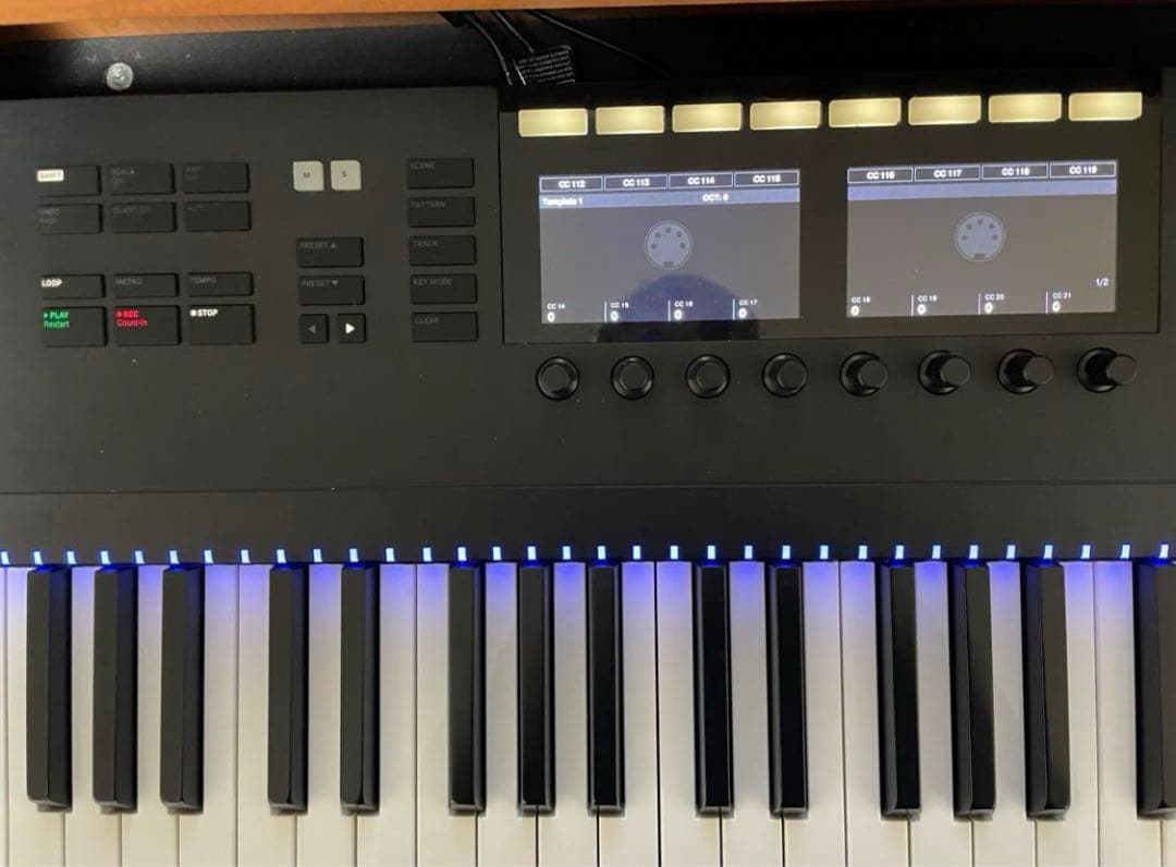 鍵盤楽器 komplete kontrol S88 mk2