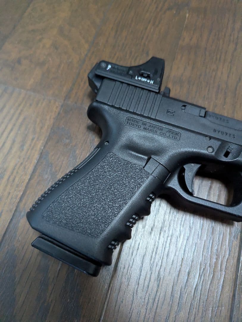 東京マルイ G19 ガスブローバック マイクロプロサイト付