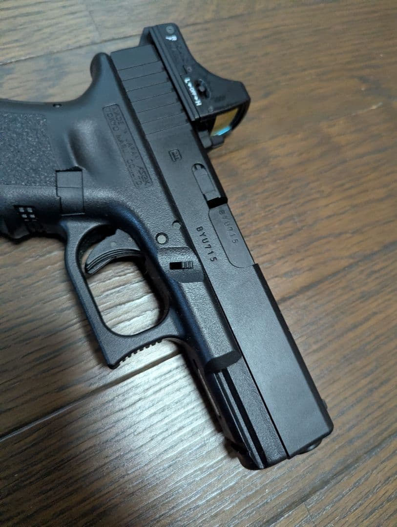 東京マルイ G19 ガスブローバック マイクロプロサイト付