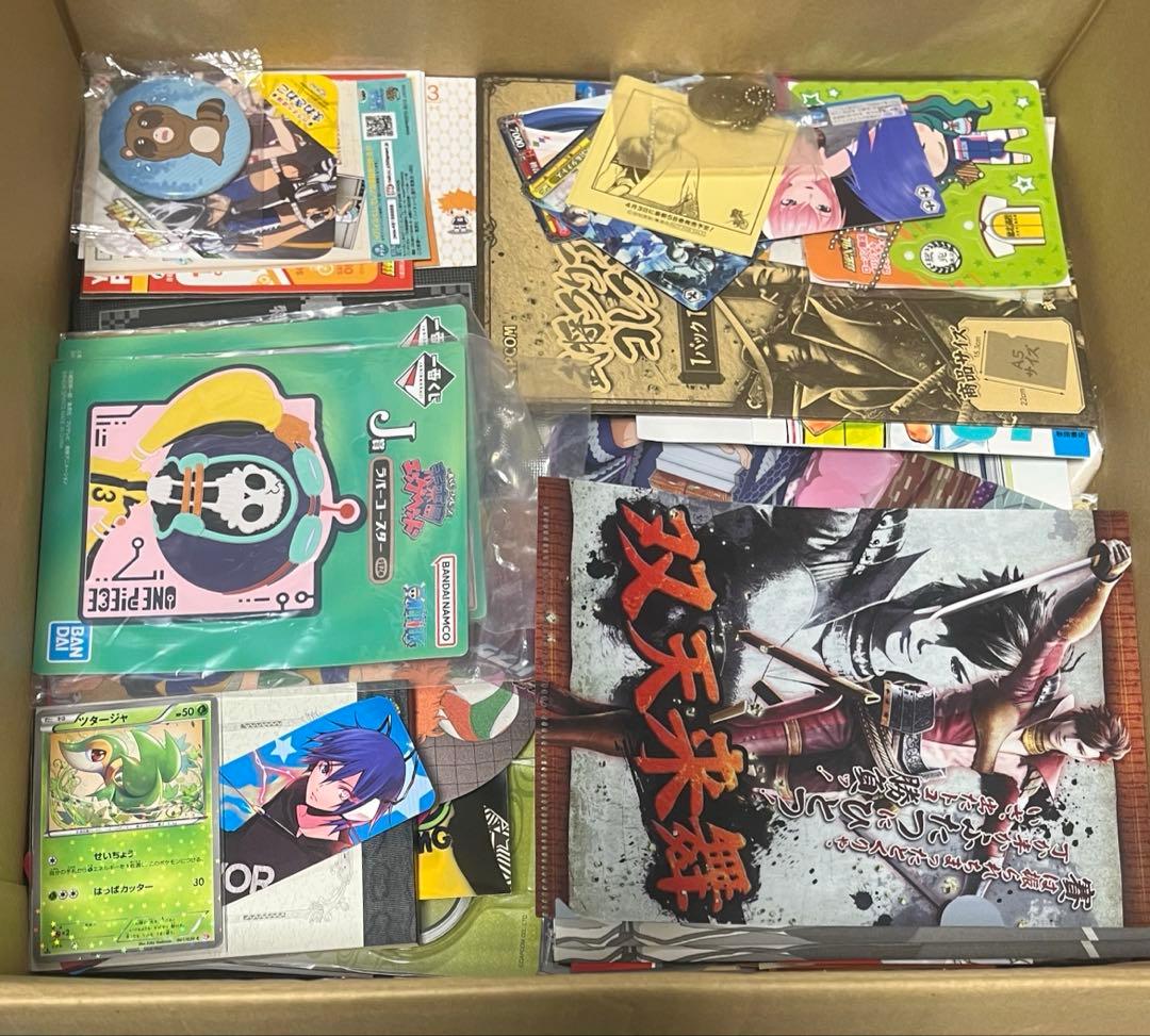 アニメグッズ　ノンジャンル　美少女　大量　100サイズ まとめ売り