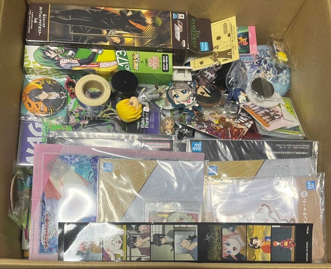 アニメグッズ　ノンジャンル　美少女　大量　100サイズ まとめ売り