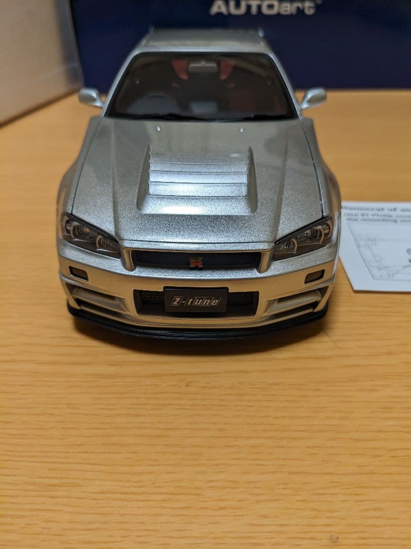 オートアート1/18　ニスモ R34 GT-R Zチューン