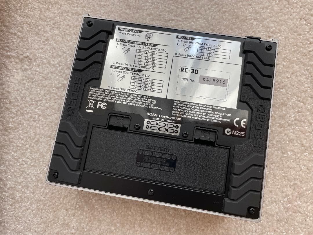 BOSS RC-30 デュアルトラックルーパー