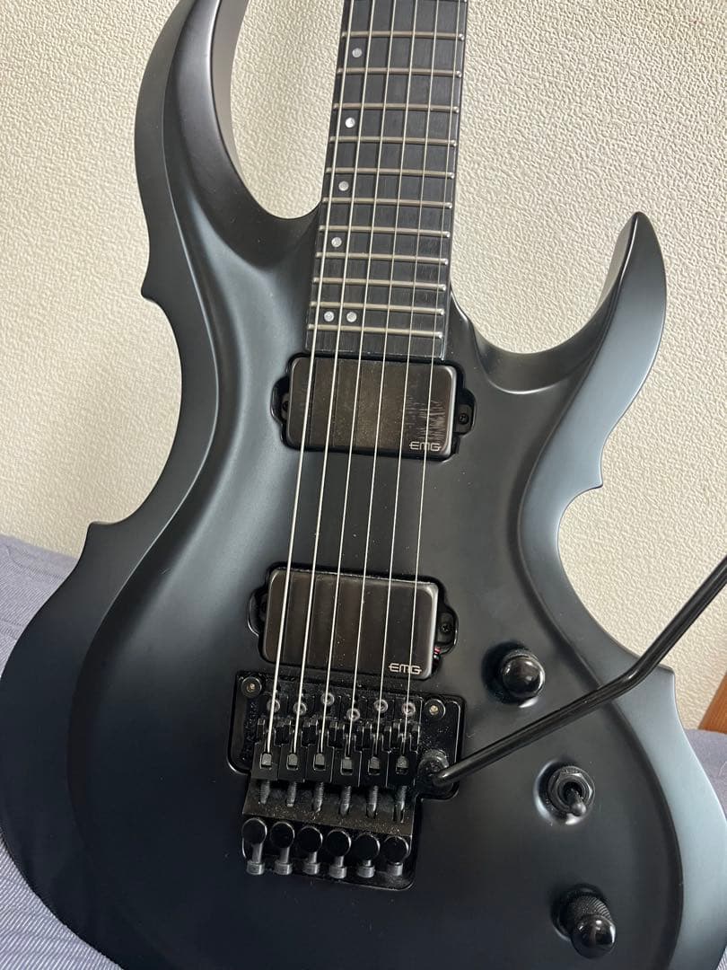 E-II エレキギター EMG セットスルーネック　ほぼ新品