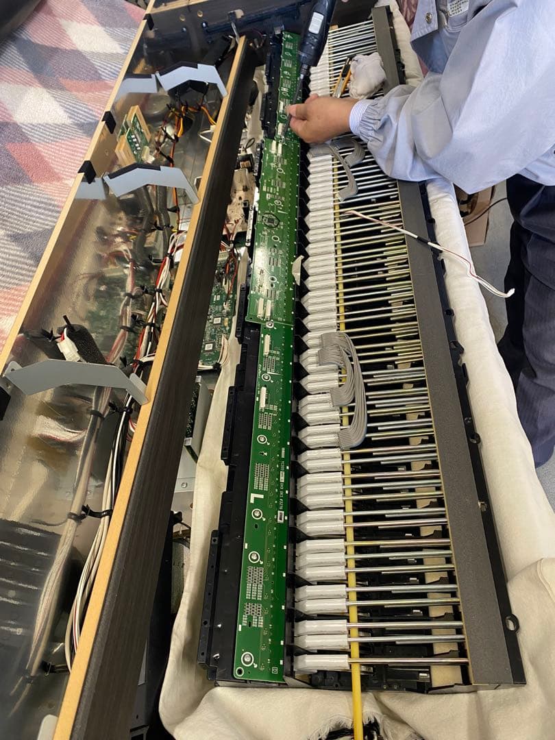 鍵盤メンテナンス済タッチ新品 ヤマハ クラビノーバclp-645DW 2018年