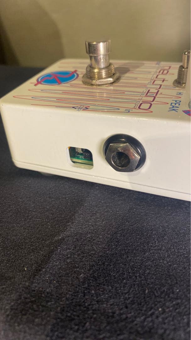 ギター Keeley Electronics Neutrino