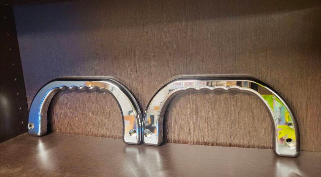 FALCO ハイエースワゴン ビレッドアシストグリップ BピラーCピラー メッキ