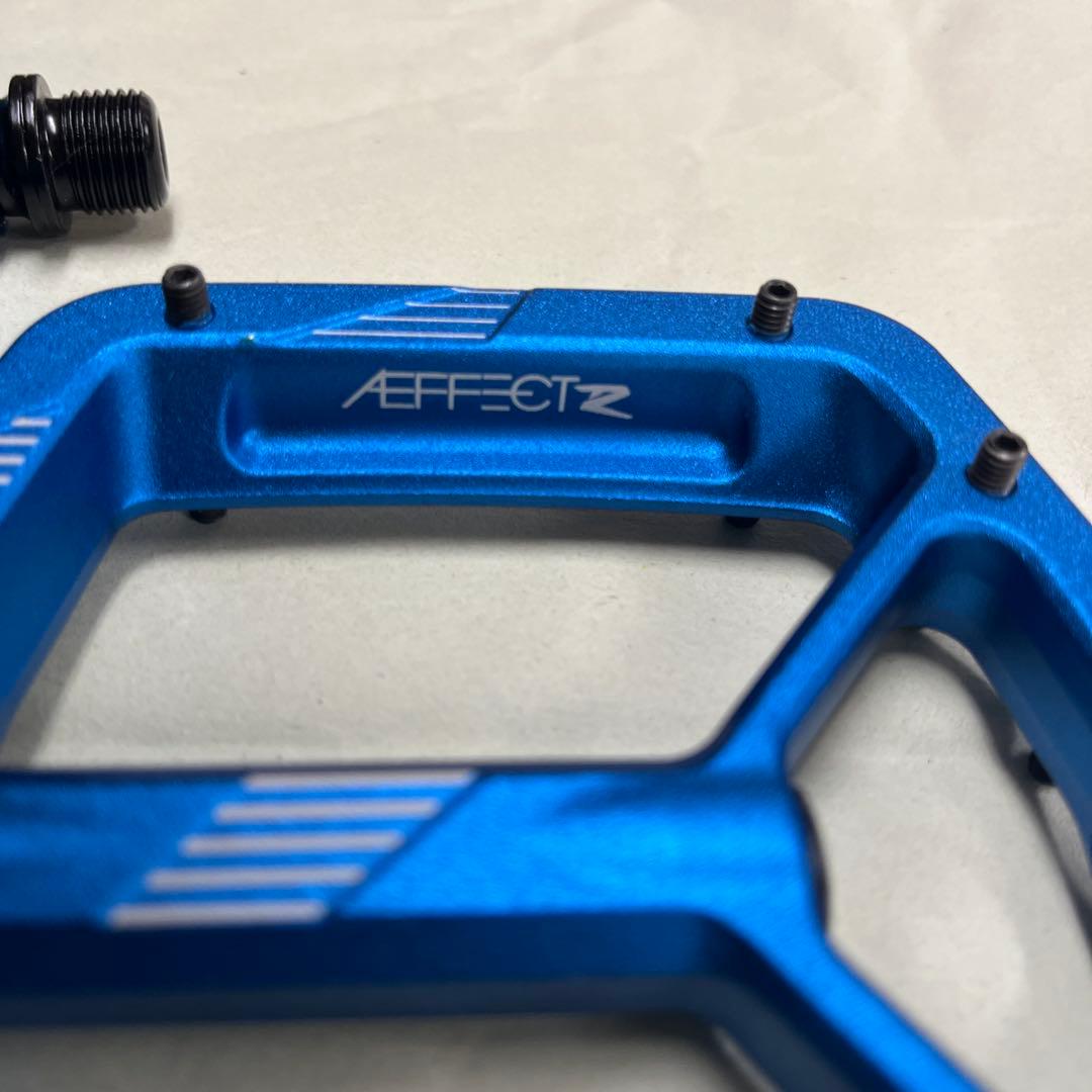 レースフェース AEFECT ペダル 未使用