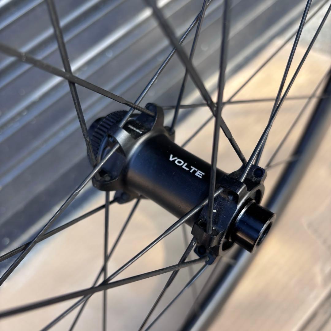 VOLTE カーボン ロード グラベル ホイールセット チューブレス 中古