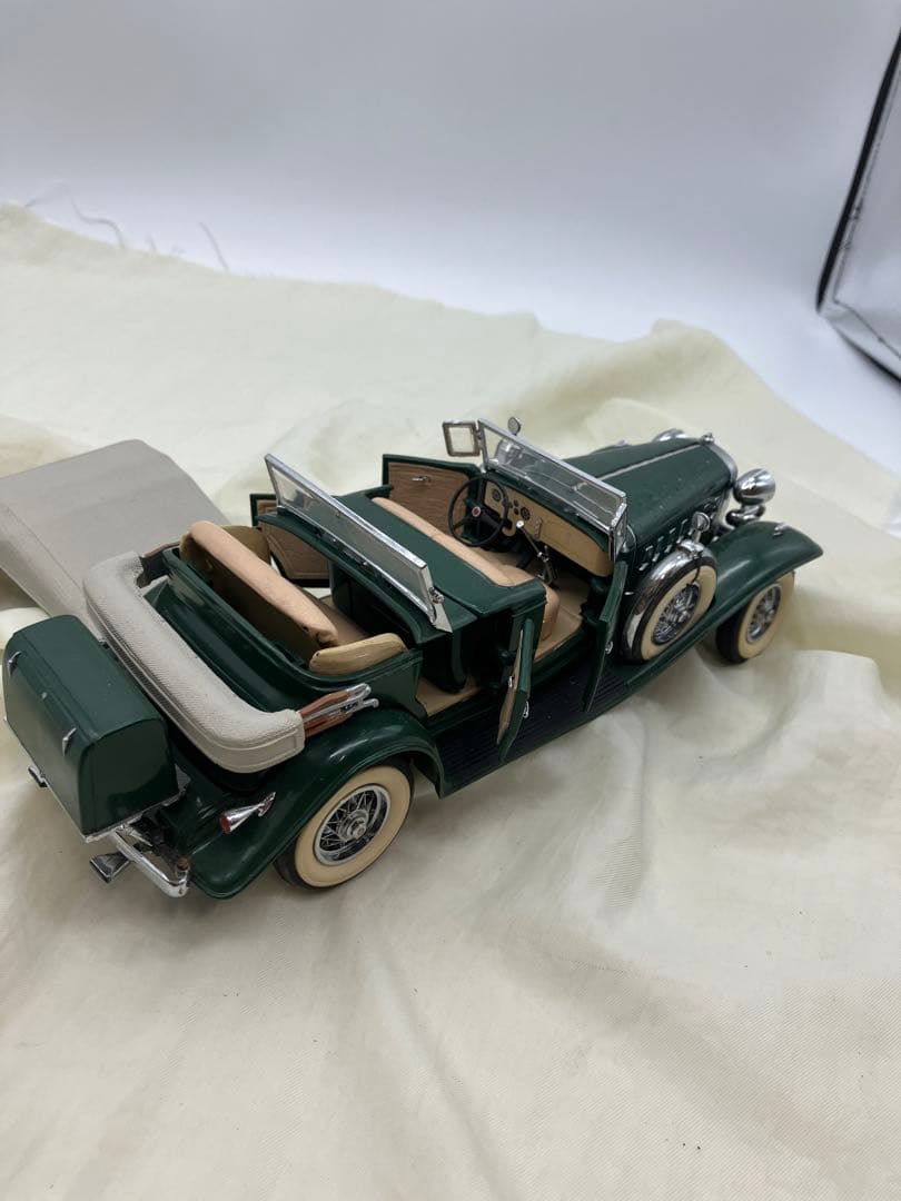 ダンバリー・ミント1932年型キャデラックV-16 スポーツフェートン ミニカー