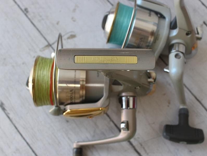 2セット ダイワ EMBLEM-Z 3000iA EMBLEM-X 2500iA