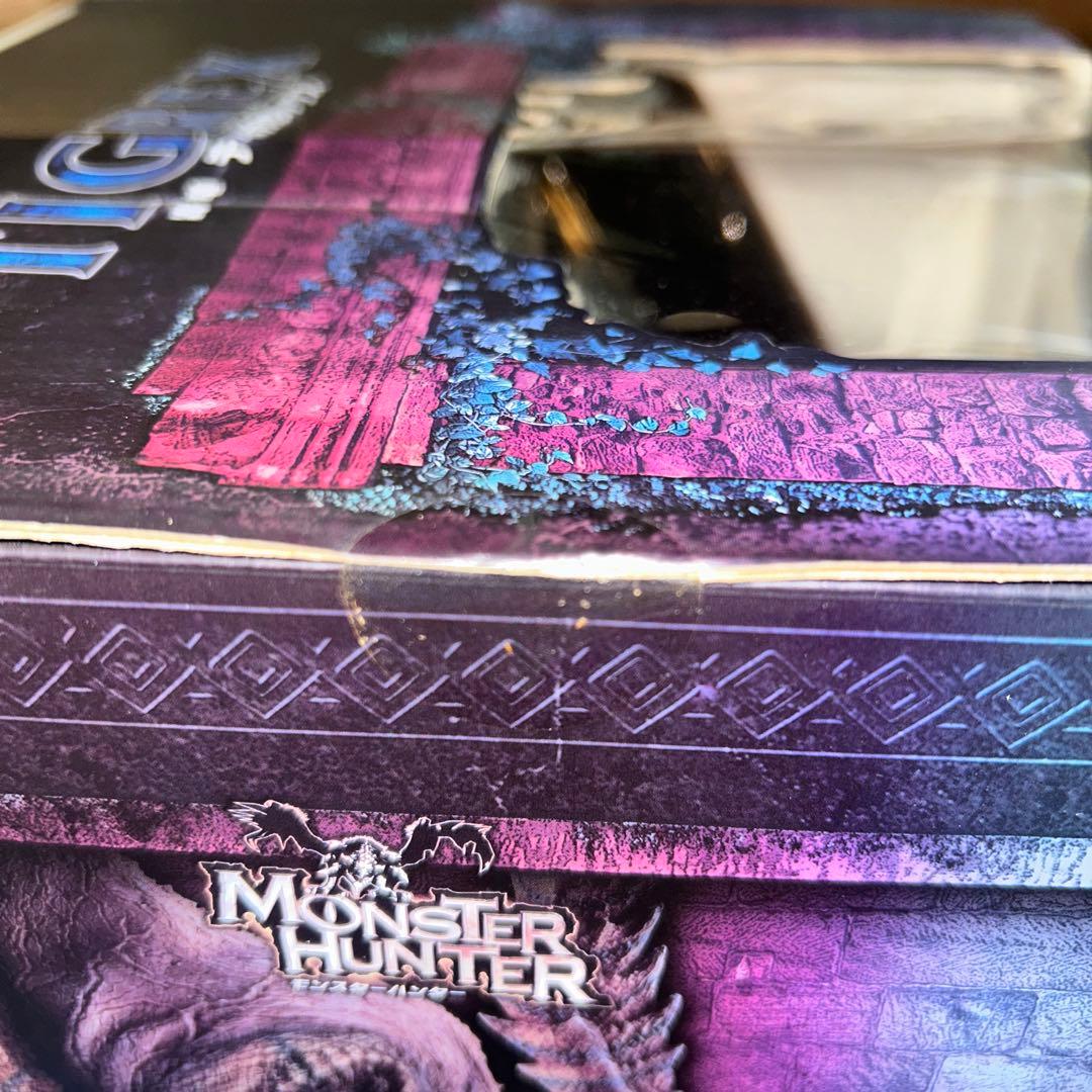 ティガレックス亜種　クリエイターズモデルモンスターハンターフィギュア